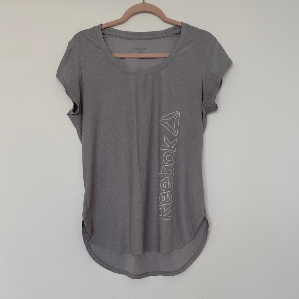 Reebok Women's Gray Short Sleeve Tee